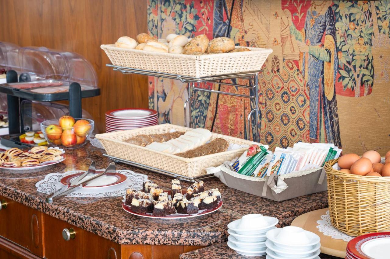 Hotel Astoria Stuttgart City Екстериор снимка