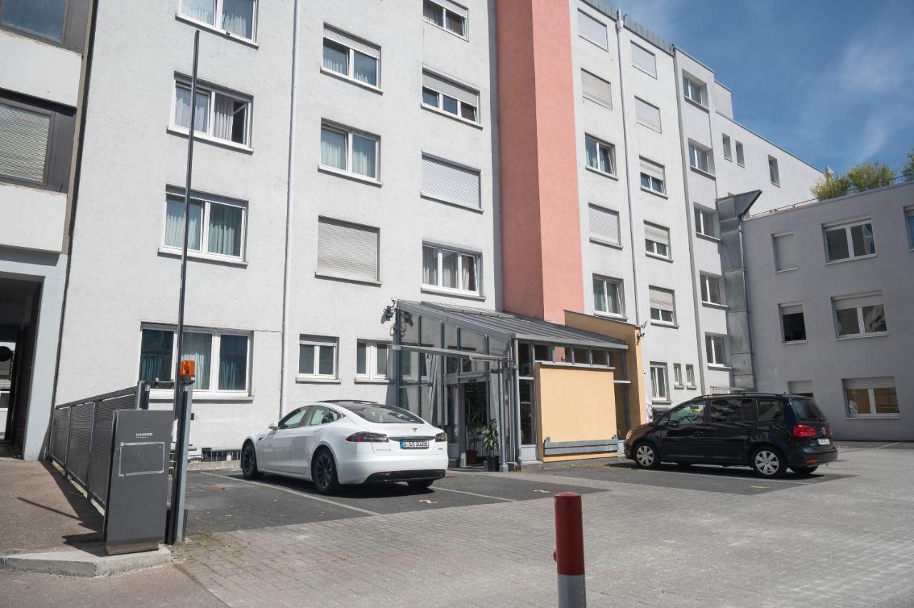 Hotel Astoria Stuttgart City Екстериор снимка