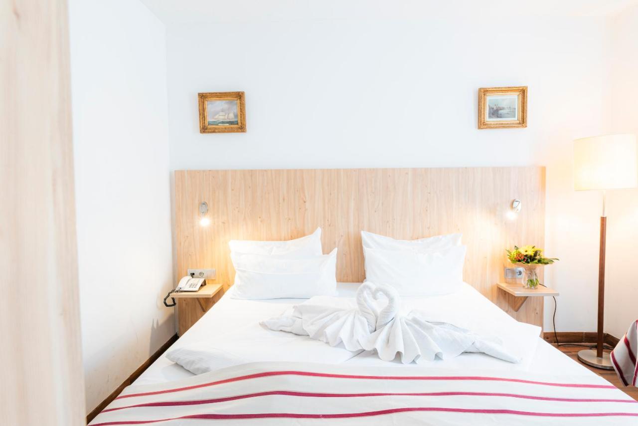 Hotel Astoria Stuttgart City Екстериор снимка