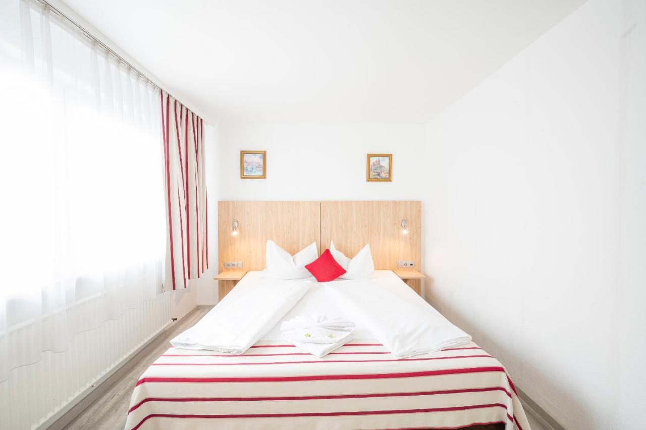Hotel Astoria Stuttgart City Екстериор снимка