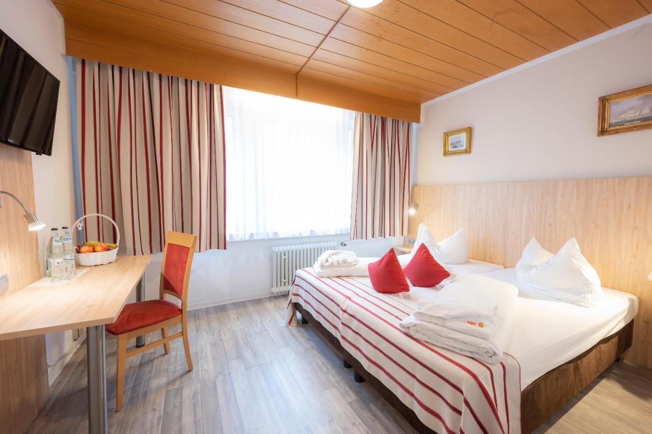 Hotel Astoria Stuttgart City Екстериор снимка