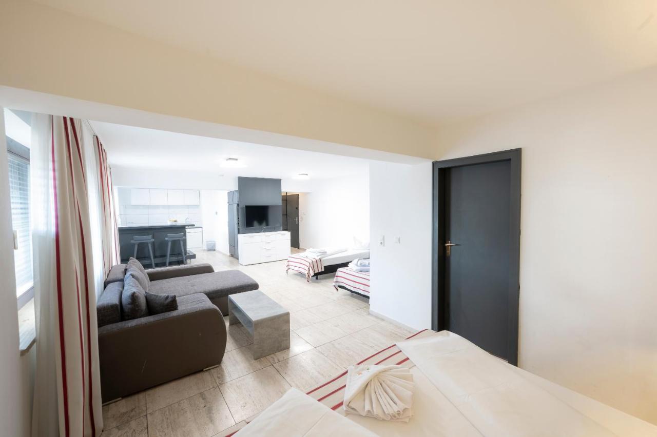 Hotel Astoria Stuttgart City Екстериор снимка