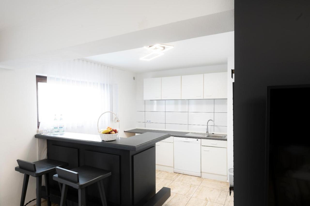 Hotel Astoria Stuttgart City Екстериор снимка